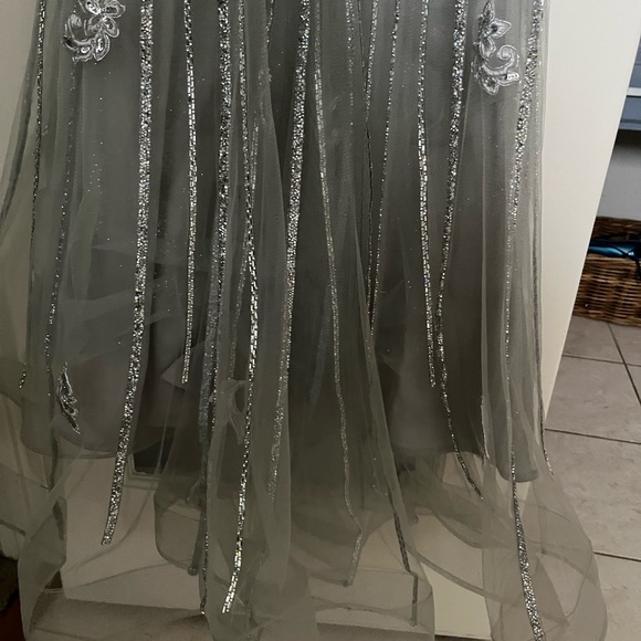 La divine grey dress size 8 - Picture 3 of 6